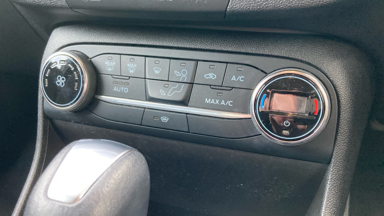 Ford Fiesta 1.0 EcoBoost Titanium 5dr Auto Petrol Hatchback